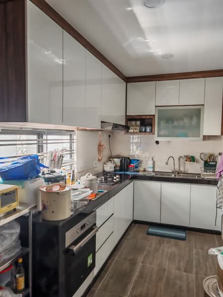 Taman Ehsan Jaya untuk Untuk Dijual - RM 828,000, Mac 2026 - Kitchen - PropertyGuru.com.my