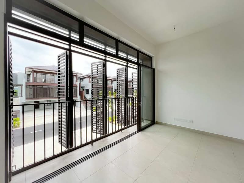 3-storey Terraced House for Sale in Cyberjaya (Selangor) - BILYA ARIFF - Balcony - PropertyGuru.com.my