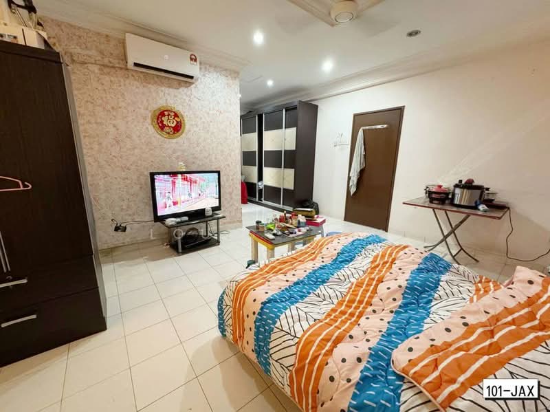 Bandar Puteri Klang untuk Untuk Dijual - RM 599,000, Mac 2026 - Bedroom - PropertyGuru.com.my