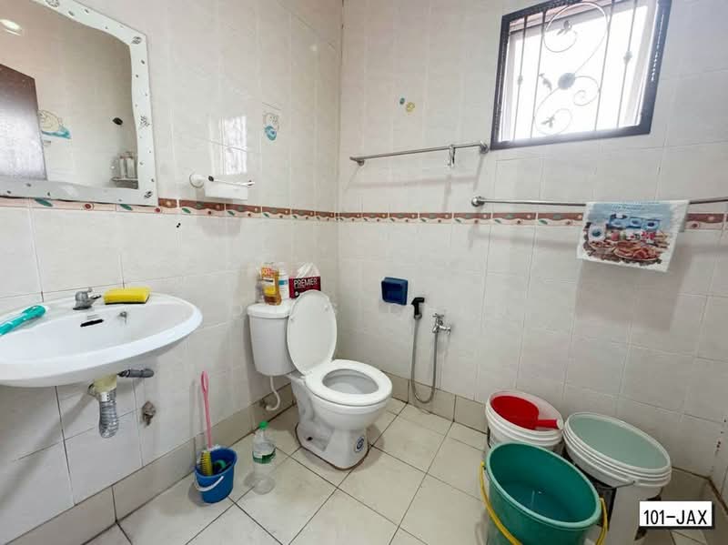 Bandar Puteri Klang untuk Untuk Dijual - RM 599,000, Mac 2026 - Bathroom - PropertyGuru.com.my