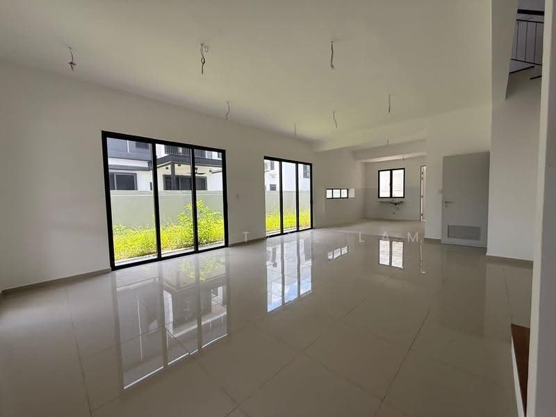 Cluster House for Sale in Alam Impian (Shah Alam) - Christine Lam - Living Room - PropertyGuru.com.my
