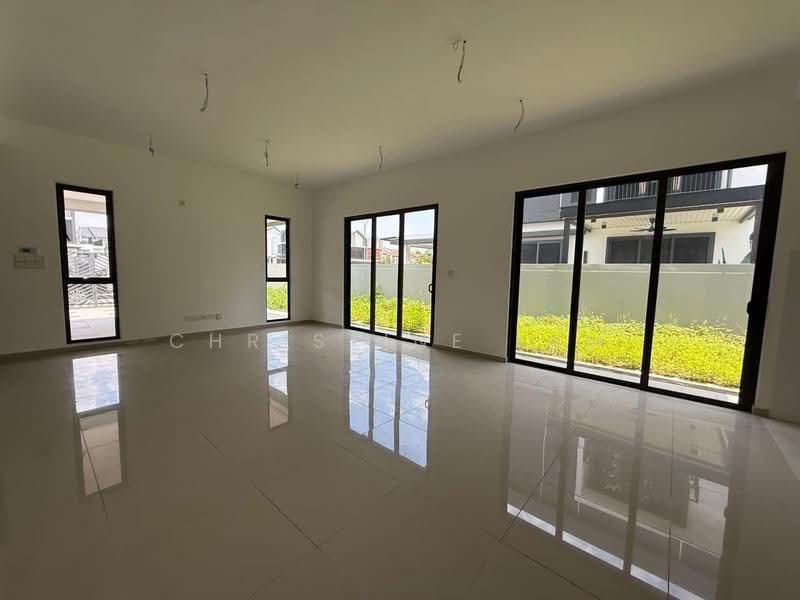 Cluster House for Sale in Alam Impian (Shah Alam) - Christine Lam - Living Room - PropertyGuru.com.my