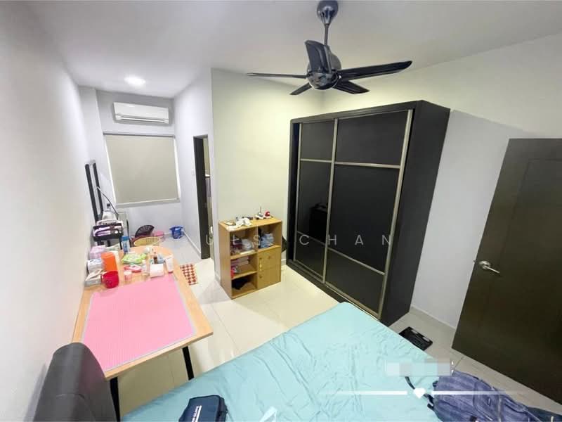 2.5-storey Terraced House for Sale in Klang (Selangor) - Louis Chan - Bedroom - PropertyGuru.com.my