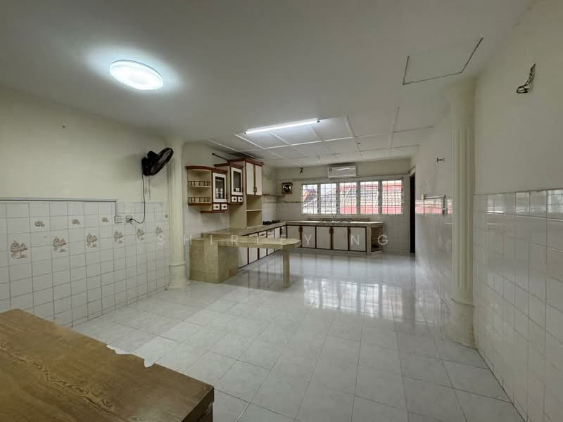 USJ untuk Untuk Disewa - RM 2,200 /bulan, Mac 2026 - Kitchen - PropertyGuru.com.my