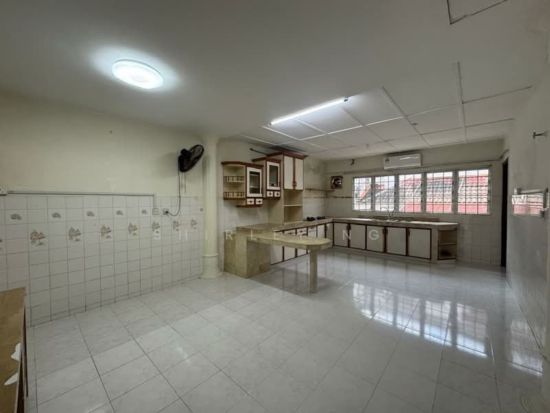 USJ untuk Untuk Disewa - RM 2,200 /bulan, Mac 2026 - Kitchen - PropertyGuru.com.my