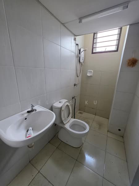 The Pines Residence untuk Untuk Dijual - RM 330,000, Mac 2026 - Bathroom - PropertyGuru.com.my