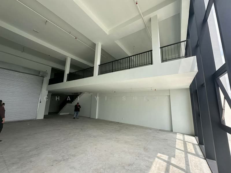 Warehouse for Rent in Kota Damansara (Selangor) - Chai Yi Sheuan - Interior - PropertyGuru.com.my