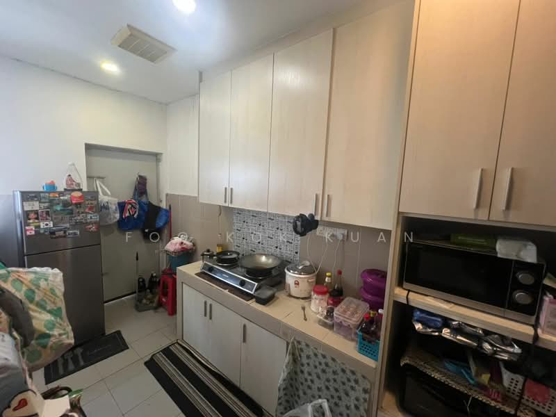 2-storey Terraced House for Sale in Sungai Buloh (Selangor) - Kelton Foo - Kitchen - PropertyGuru.com.my