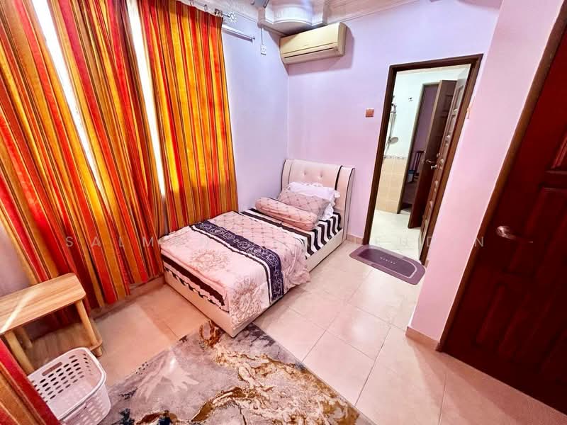 Cluster House for Sale in Shah Alam (Selangor) - Salman Sharifudin - Bedroom - PropertyGuru.com.my