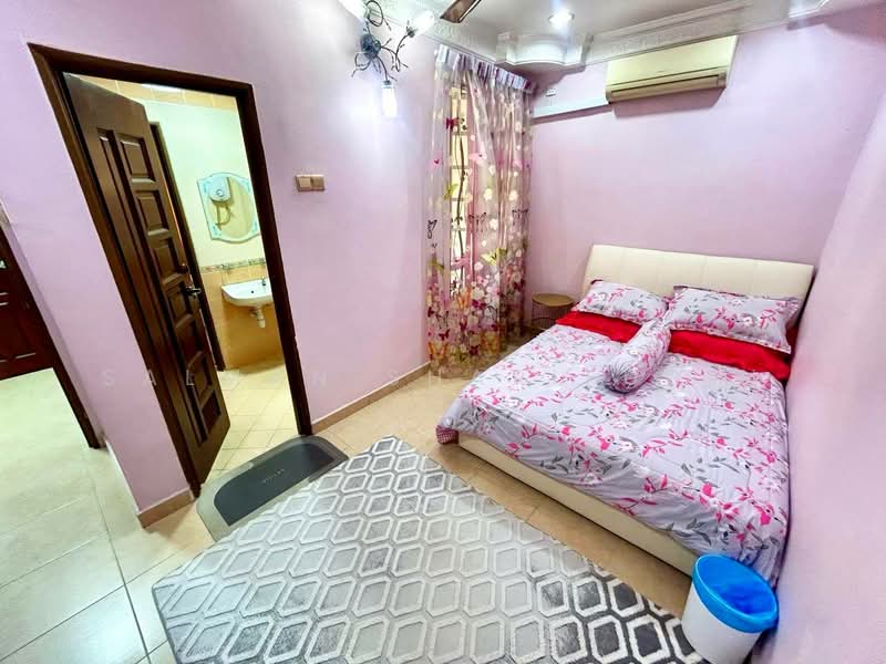 Cluster House for Sale in Shah Alam (Selangor) - Salman Sharifudin - Bedroom - PropertyGuru.com.my