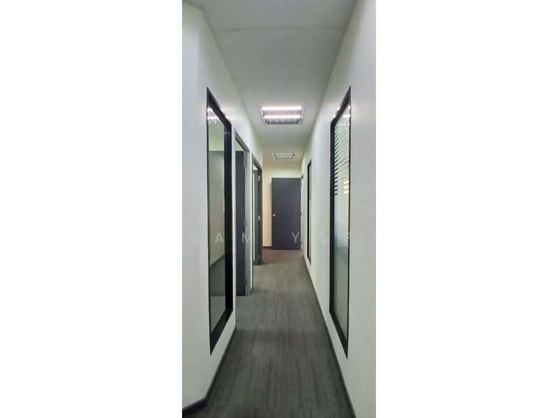 Office for Rent in Ara Damansara (Petaling Jaya) - Sam Yap - Corridor - PropertyGuru.com.my