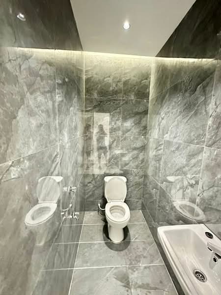 Semi-Detached House for Sale in Taman Sri Putri (Skudai) - Elvis Ku - Bathroom - PropertyGuru.com.my