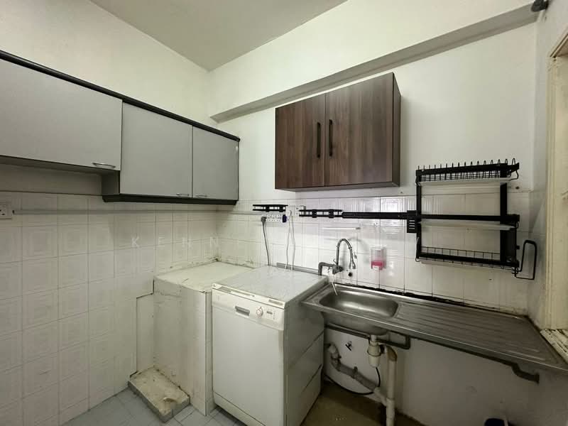 Emerald Hill Condominium untuk Untuk Disewa - RM 1,650 /bulan, Mac 2026 - Kitchen - PropertyGuru.com.my