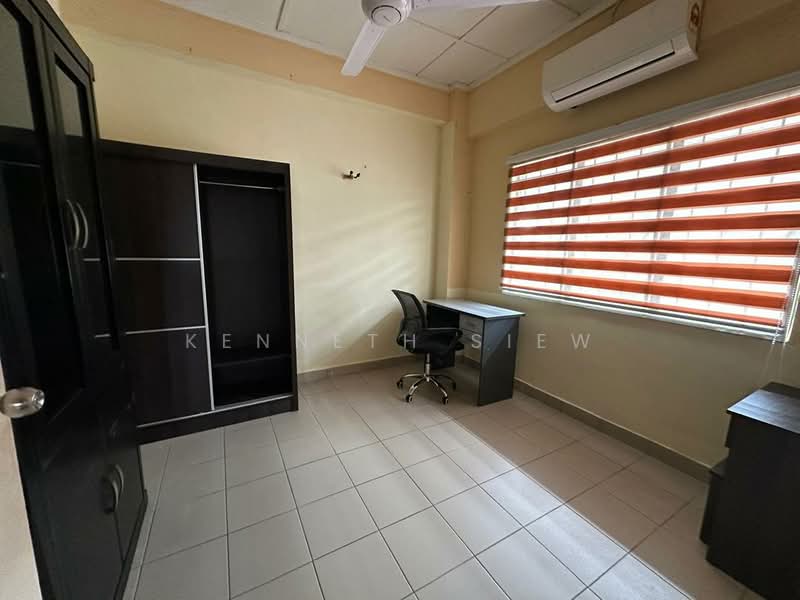 Emerald Hill Condominium untuk Untuk Disewa - RM 1,650 /bulan, Mac 2026 - Study - PropertyGuru.com.my
