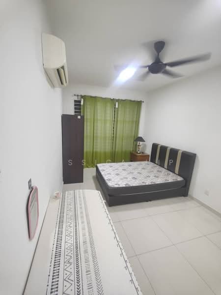 Servis Apartment untuk Disewa di Zeva @ Equine South - Jessica Lip - Bedroom - PropertyGuru.com.my