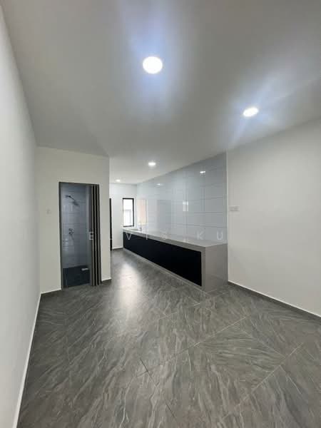 2-storey Terraced House for Sale in Taman Sri Putri (Skudai) - Elvis Ku - Kitchen - PropertyGuru.com.my