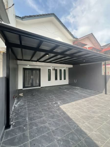 2-storey Terraced House for Sale in Taman Sri Putri (Skudai) - Elvis Ku - Exterior - PropertyGuru.com.my