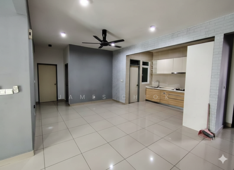 V-Residensi 2 untuk Untuk Dijual - RM 449,800, Mac 2026 - Living Room - PropertyGuru.com.my