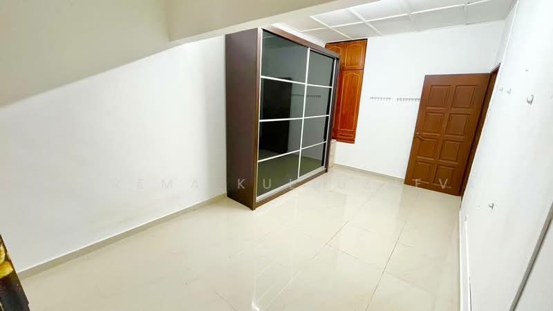 2-storey Terraced House for Sale in Taman Sri Gombak (Gombak) - Zarema Kulbuzheva - Interior - PropertyGuru.com.my