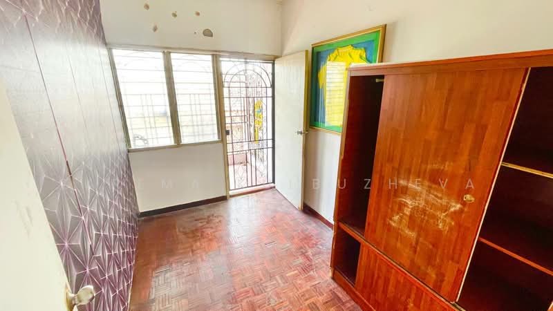 2-storey Terraced House for Sale in Taman Sri Gombak (Gombak) - Zarema Kulbuzheva - Interior - PropertyGuru.com.my