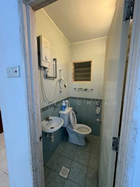 Terraced House for Sale in Taman Bukit Permata (Selayang) - Esther Cheah - Bathroom - PropertyGuru.com.my