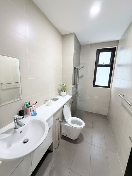Service Residence for Sale at Setia Sky 88 - Jason Fam - Bathroom - PropertyGuru.com.my