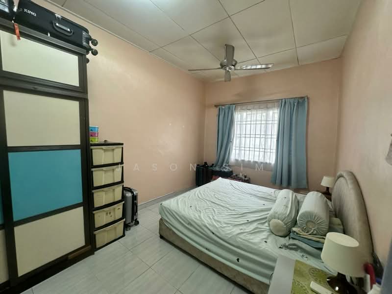 Apartment for Sale at Sri Kenari Apartment - Jason Sim - Bedroom - PropertyGuru.com.my