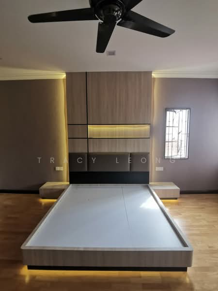 Semi-Detached House for Sale in Bandar Kinrara Seksyen 6 (Bandar Kinrara) - Tracy Leong - Bedroom - PropertyGuru.com.my