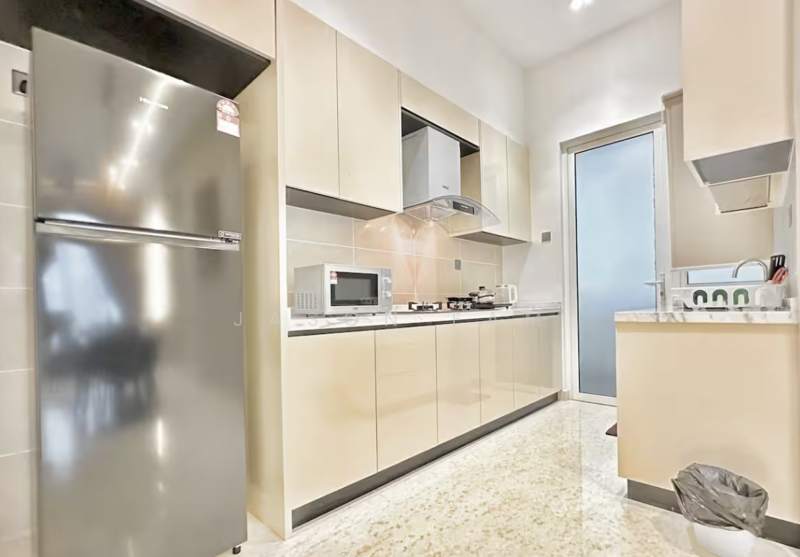 TriTower Residence @ Johor Bahru Sentral untuk Untuk Dijual - RM 1,500,000, Mac 2026 - Kitchen - PropertyGuru.com.my