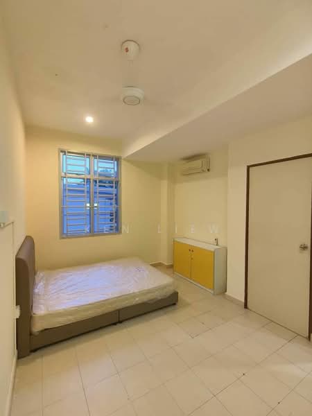 Bandar Putra Kulai untuk Untuk Disewa - RM 3,000 /bulan, Mac 2026 - Bedroom - PropertyGuru.com.my