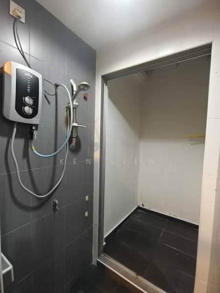 Bandar Putra Kulai untuk Untuk Disewa - RM 3,000 /bulan, Mac 2026 - Bathroom - PropertyGuru.com.my