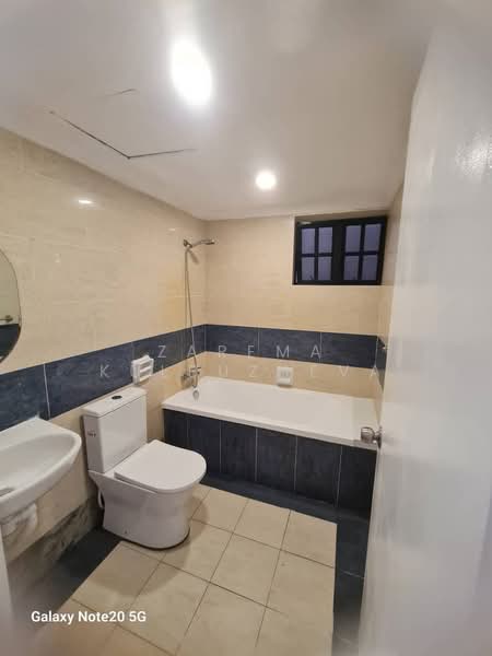 Townhouse for Sale in KL City Centre (Kuala Lumpur) - Zarema Kulbuzheva - Bathroom - PropertyGuru.com.my
