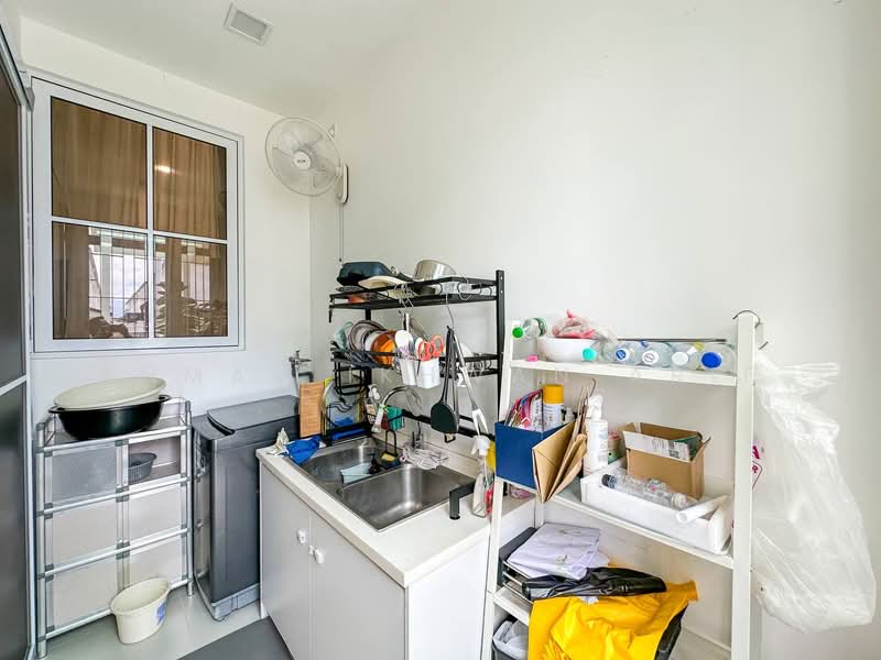 Semi-Detached House for Sale in Semenyih (Selangor) - Ahmad Ikhwan Arif - Kitchen - PropertyGuru.com.my