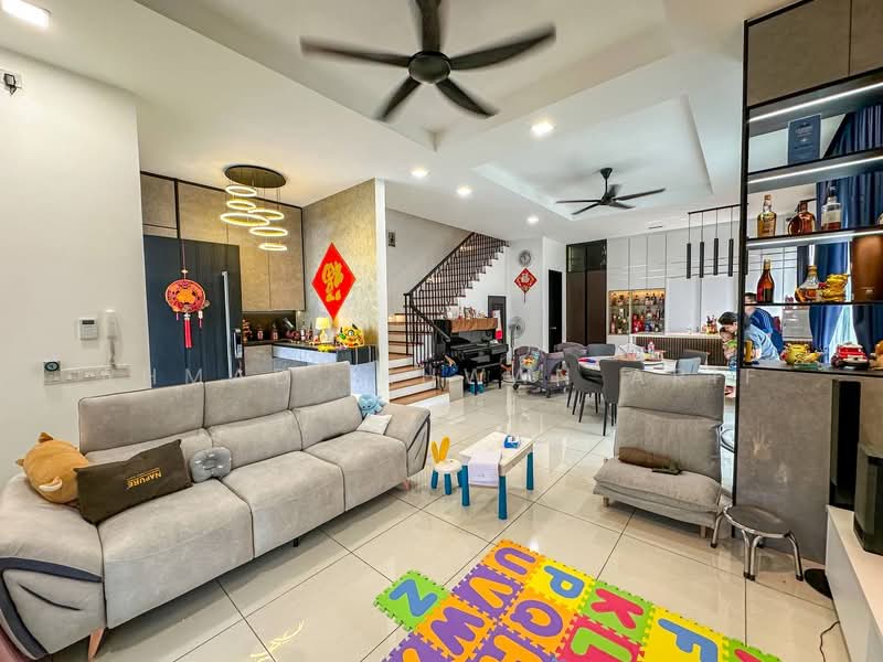 Semi-Detached House for Sale in Semenyih (Selangor) - Ahmad Ikhwan Arif - Living Room - PropertyGuru.com.my