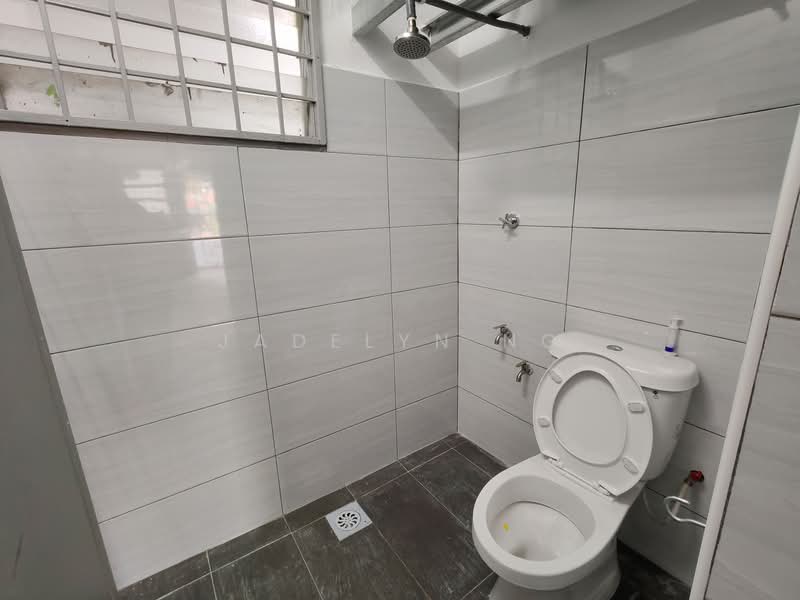 Kulai Kulai Kulai untuk Untuk Disewa - RM 1,000 /bulan, Mac 2026 - Bathroom - PropertyGuru.com.my