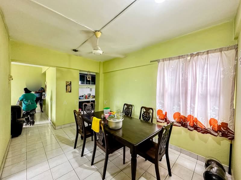 Apartment for Sale at Avenue Court - Ahmad Ikhwan Arif - Dining Room - PropertyGuru.com.my
