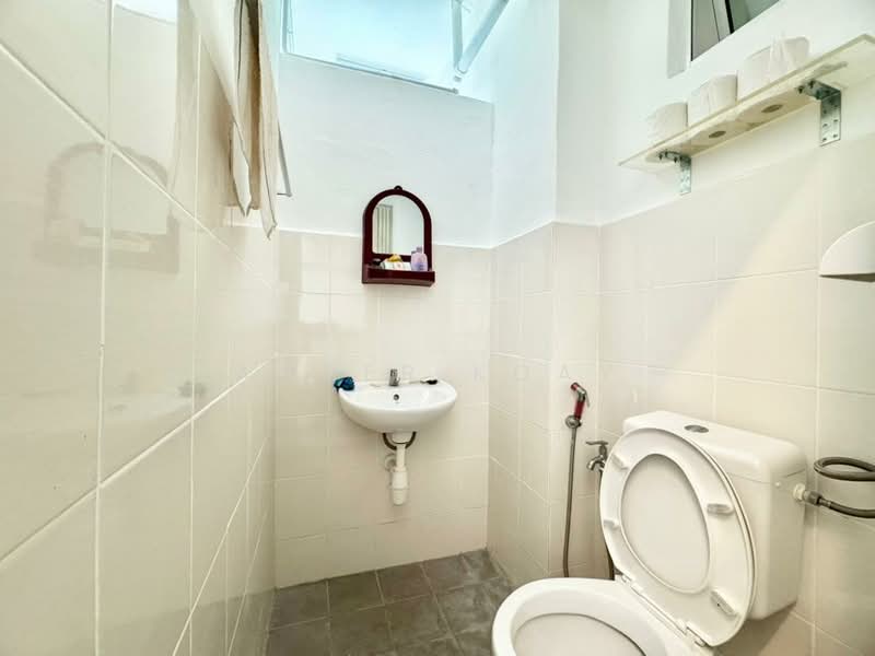 Apartment for Sale at Shineville Garden - Amber Koay - Bathroom - PropertyGuru.com.my