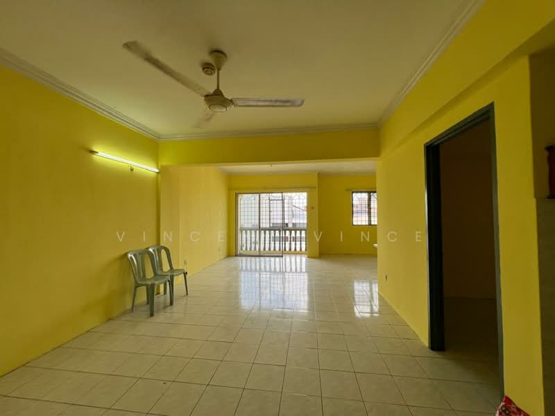 Sri Camellia untuk Untuk Dijual - RM 480,000, Mac 2026 - Living Room - PropertyGuru.com.my