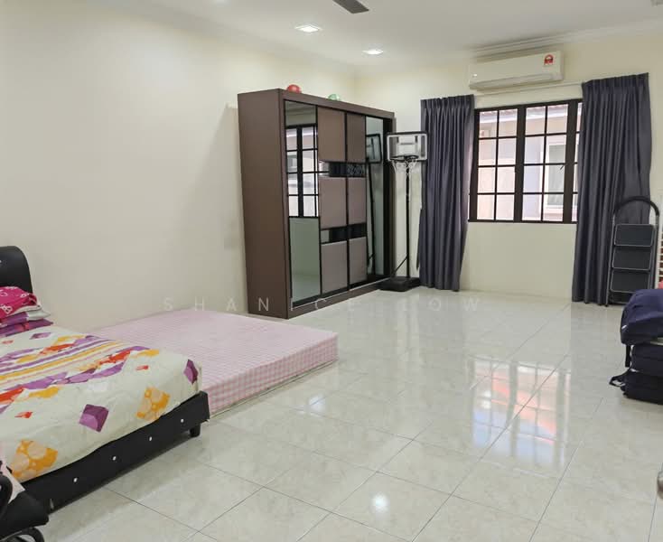Semi-Detached House for Sale in Bandar Nusaputra (Puchong) - Shanice Low - Bedroom - PropertyGuru.com.my