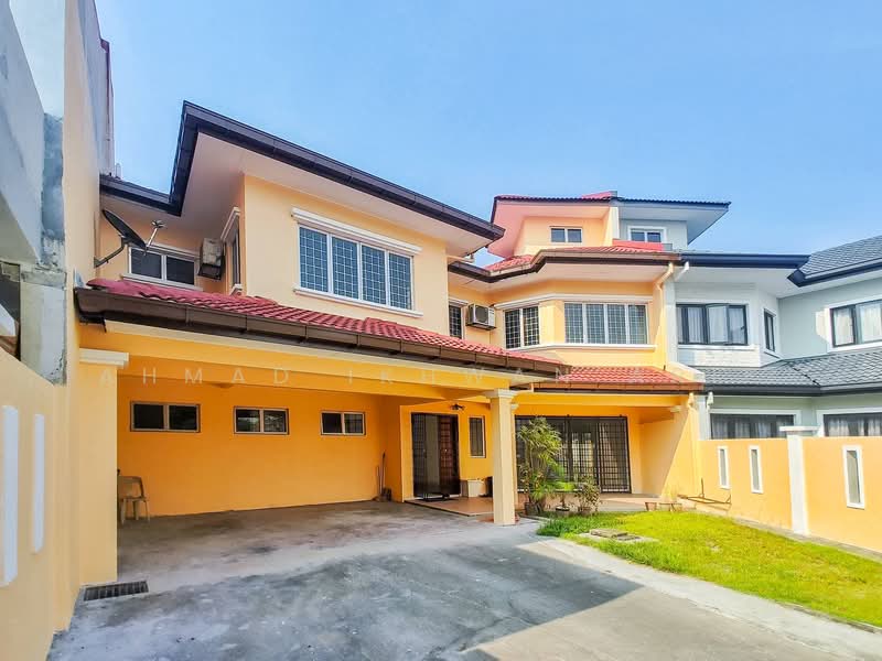 2-storey Terraced House for Sale in Kota Damansara (Selangor) - Ahmad Ikhwan Arif - Exterior - PropertyGuru.com.my