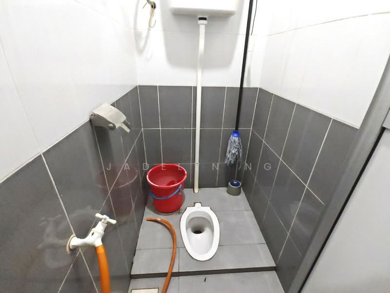 Kulai Kulai Kulai untuk Untuk Disewa - RM 1,600 /bulan, Mac 2026 - Bathroom - PropertyGuru.com.my