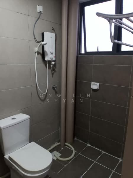 Apartment for Sale at ARC @ Austin Hills - Ong Lih Shyan - Bathroom - PropertyGuru.com.my
