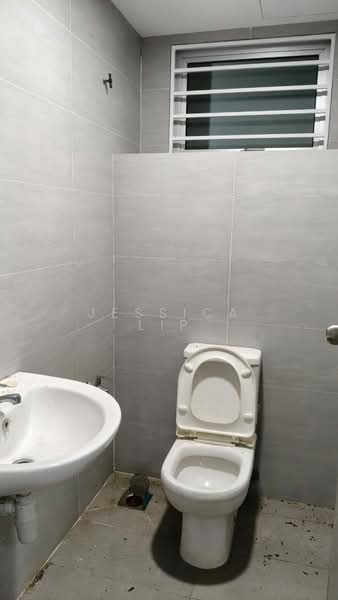 Shop / Office for Rent in Sepang (Selangor) - Jessica Lip - Bathroom - PropertyGuru.com.my