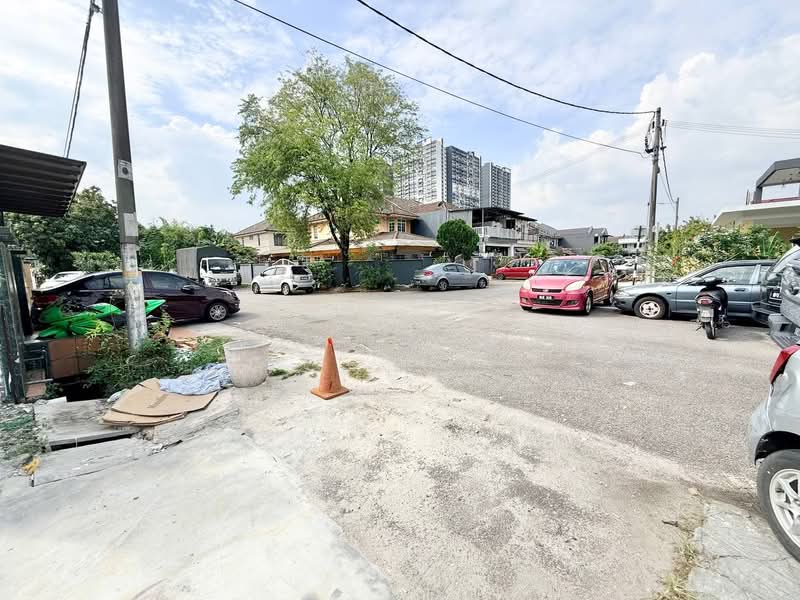 Taman Puchong Indah untuk Untuk Dijual - RM 585,000, Mac 2026 - Exterior - PropertyGuru.com.my