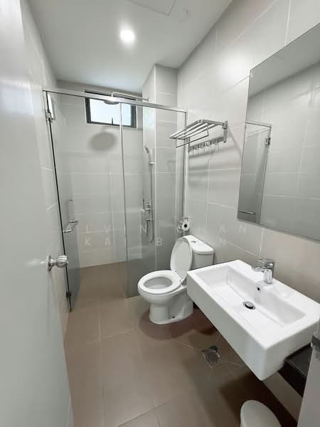 Atlantis Residences (Pangsapuri Atlantis Kota Syahbandar) untuk Untuk Disewa - RM 3,000 /bulan, Mac 2026 - Bathroom - PropertyGuru.com.my