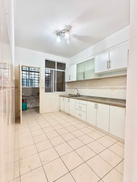 Kondominium untuk Dijual di Aseana Puteri - Shanice Low - Kitchen - PropertyGuru.com.my