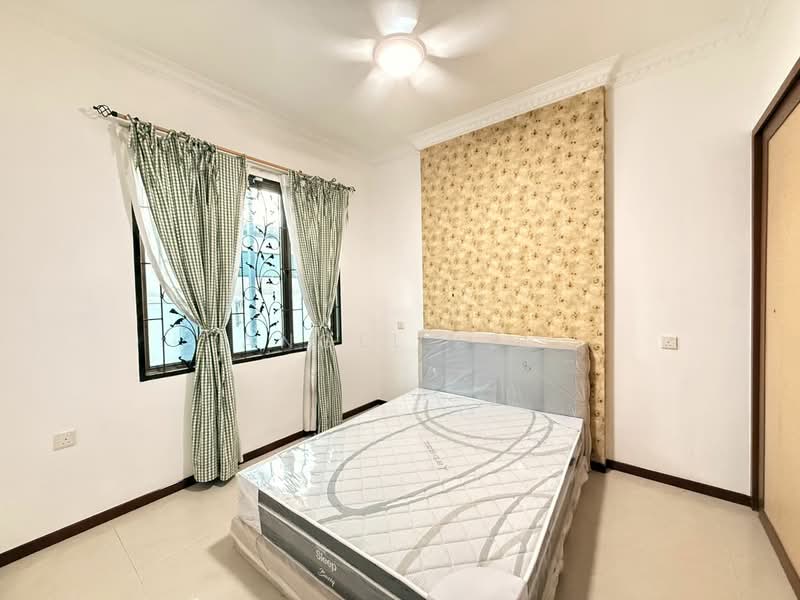 Taman Mount Austin untuk Untuk Disewa - RM 6,000 /bulan, Mac 2026 - Bedroom - PropertyGuru.com.my