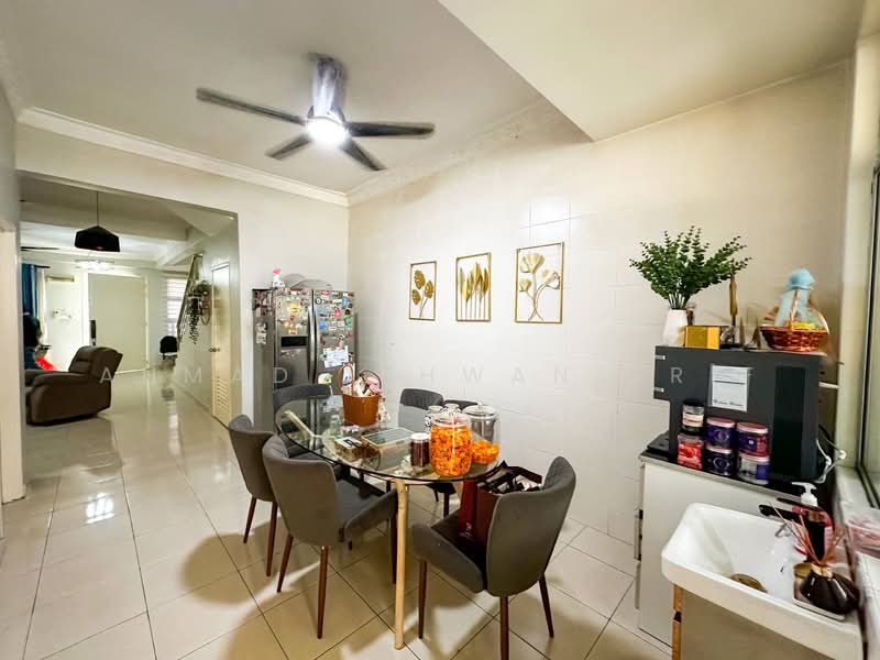 Terraced House for Sale in Bandar Baru Nilai (Nilai) - Ahmad Ikhwan Arif - Dining Room - PropertyGuru.com.my