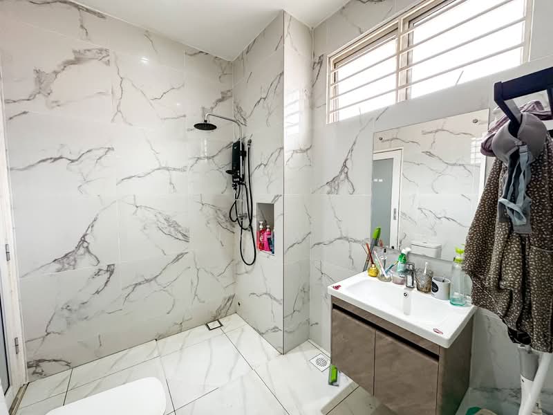 Terraced House for Sale in Bandar Baru Nilai (Nilai) - Ahmad Ikhwan Arif - Bathroom - PropertyGuru.com.my