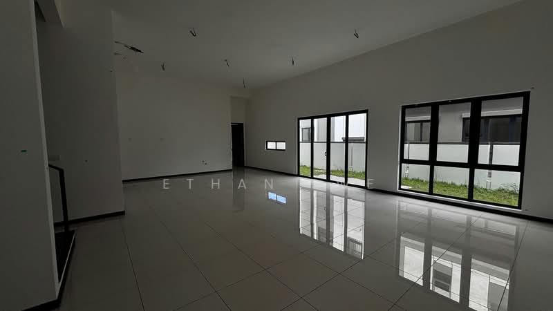 Semi-Detached House for Sale in Telok Panglima Garang (Selangor) - Ethan Swe - Living Room - PropertyGuru.com.my
